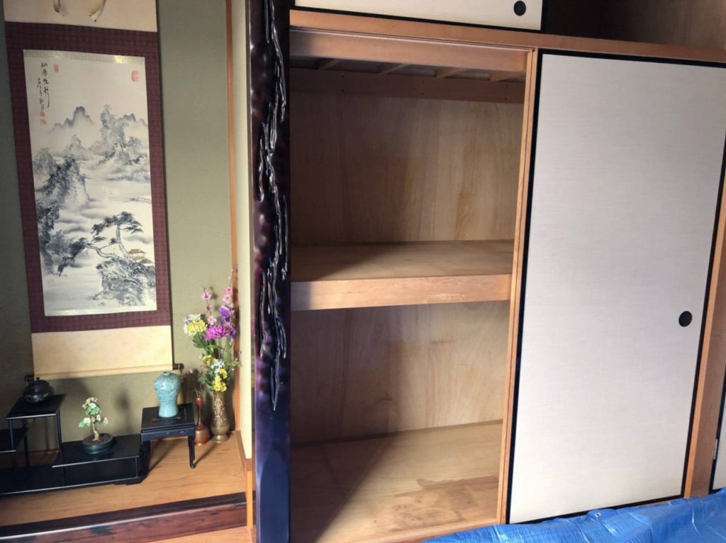 お仏壇を置く場所を作るために押入れをリフォーム リフォーム 翔飛工業