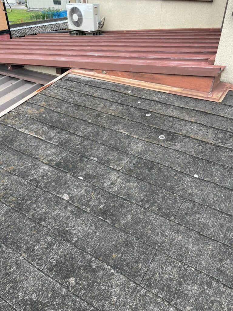 金属屋根材のカバー工法